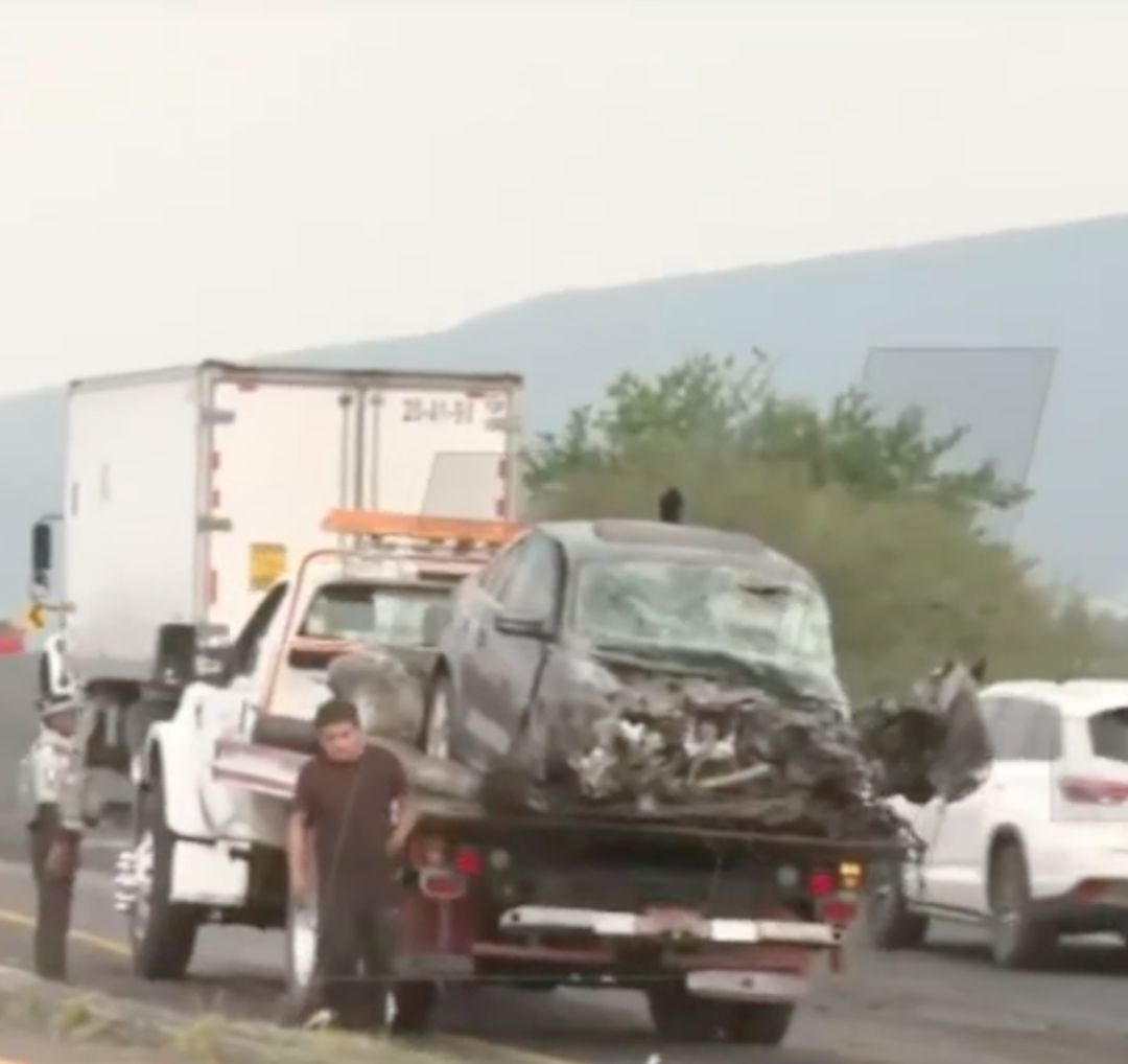 Tres Muertos y Cinco Heridos Dejó un Accidente en la Carretera Abasolo-Pénjamo.